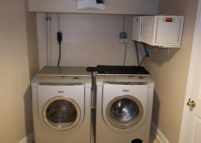 4 Bedroom Downtown Dc With Private Parking Walk Metro Nightlife