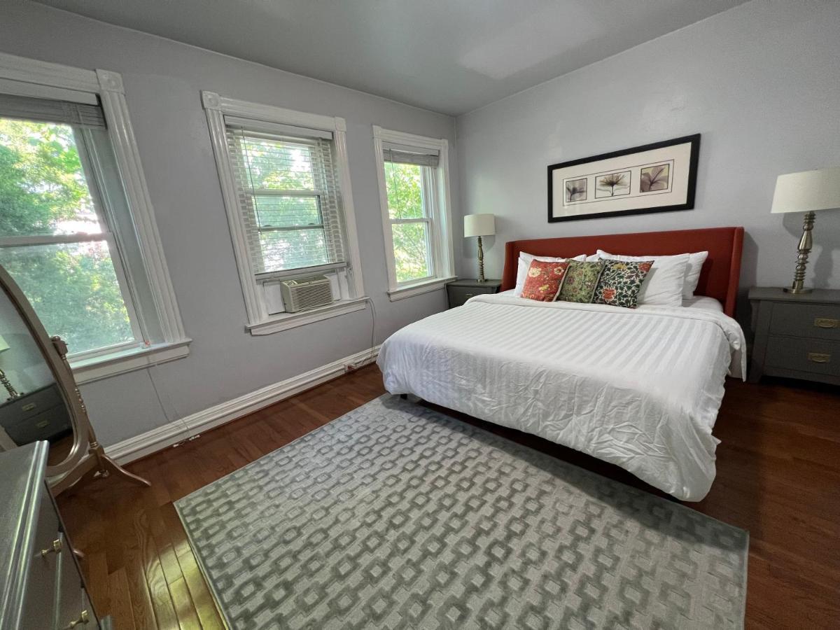 Villa 4 Bedroom Downtown Dc With Private Parking Walk Metro Nightlife Washington