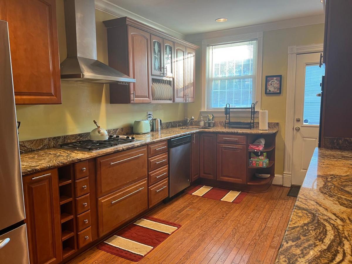 4 Bedroom Downtown Dc With Private Parking Walk Metro Nightlife * Washington